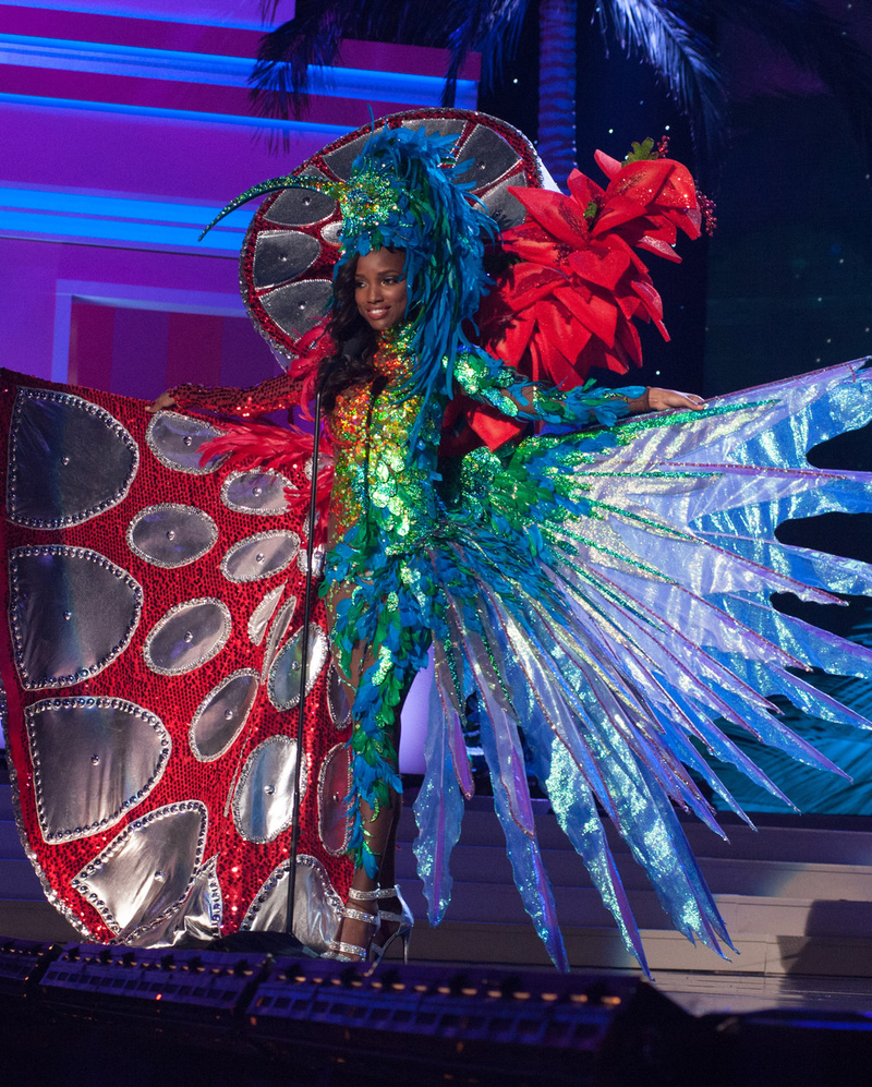 Illustration for article titled 2015 Miss Universe National Costumes: An Asshole's Review (Part 2)